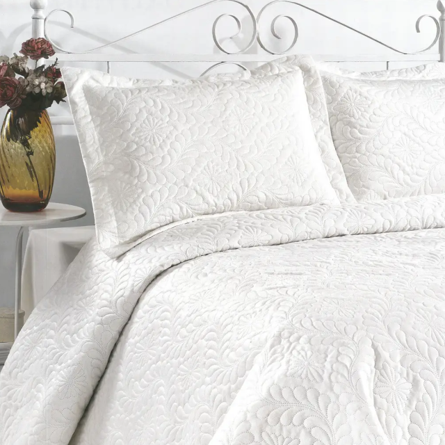 Cuvertura Le Vele Velur Ekru